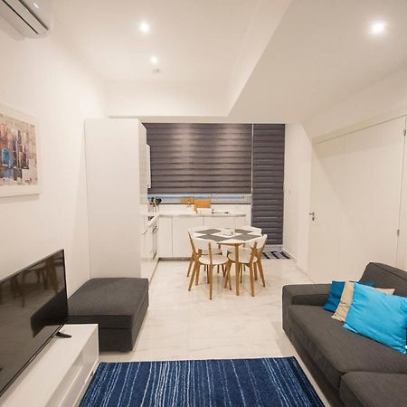 4 Bedroom Apartment Near Sliema Seafront Exterior foto