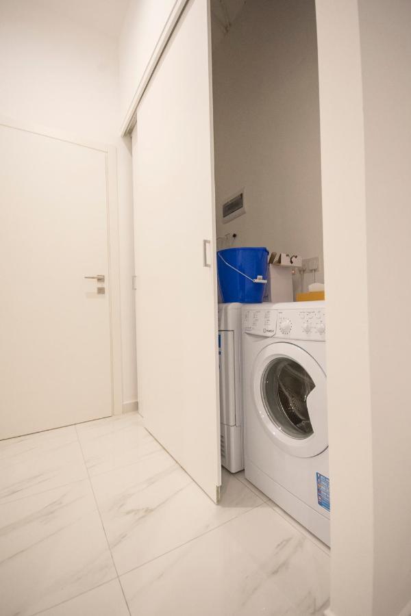 4 Bedroom Apartment Near Sliema Seafront Exterior foto